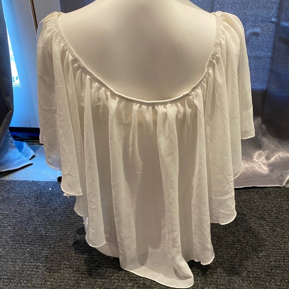 Off the shoulder blouse - Picture 8 of 10